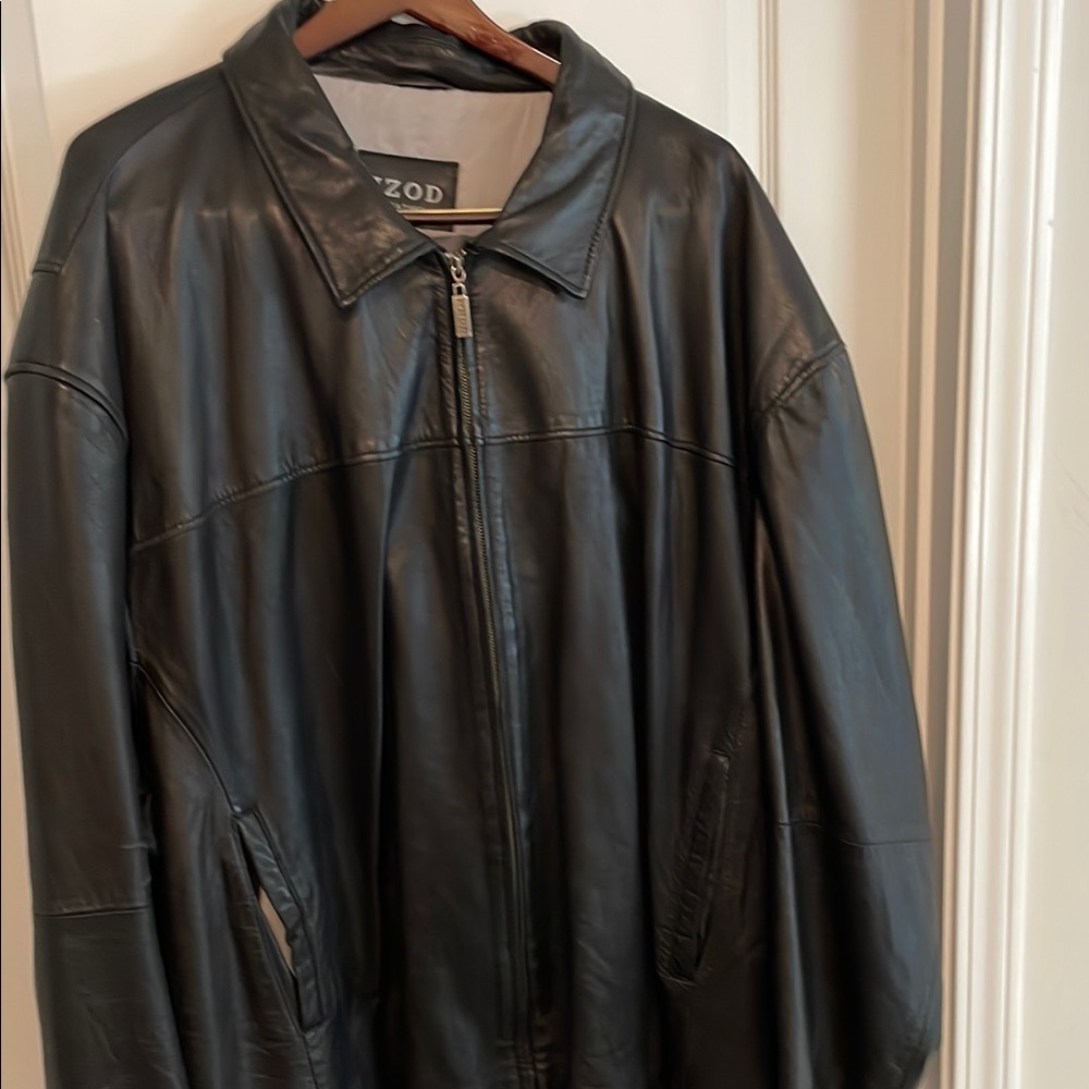 Izod Black Lightweight Jacket